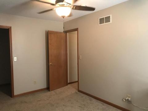 39 Ohio St, Delaware, OH 43015 photo 10