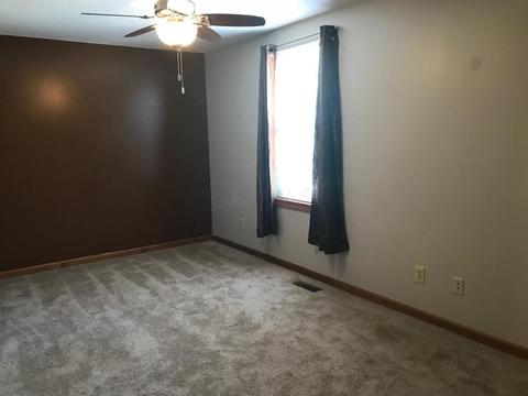 39 Ohio St, Delaware, OH 43015 photo 9