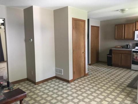 39 Ohio St, Delaware, OH 43015 photo 8