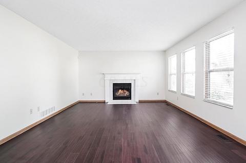 5564 Walnut View Blvd, Columbus, OH 43230 photo 2