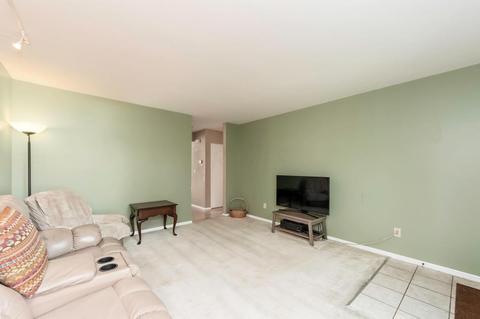 474 Applegate Ln, Delaware, OH 43015 photo 4
