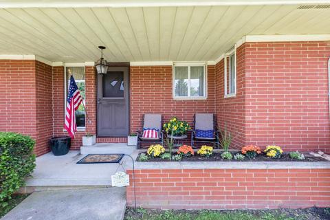 63 Claren Dr, Heath, OH 43056 photo 4