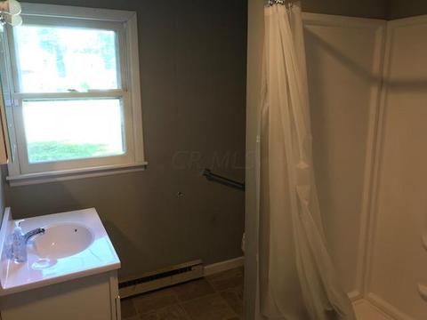 551 E Walnut St, Lancaster, OH 43130 photo 4