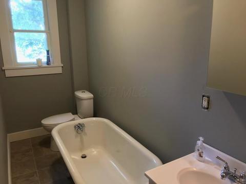 551 E Walnut St, Lancaster, OH 43130 photo 9
