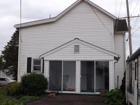 684 E 2nd St, Logan, OH 43138 photo 2