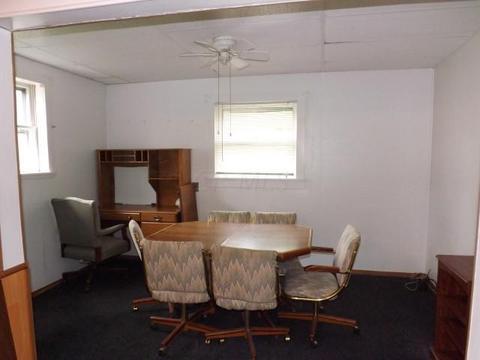 684 E 2nd St, Logan, OH 43138 photo 6