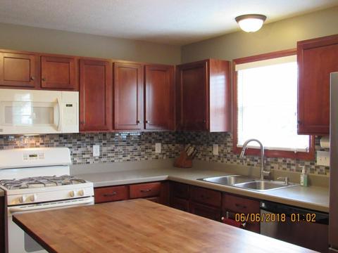 318 Cherry Leaf Rd, Delaware, OH 43015 photo 5