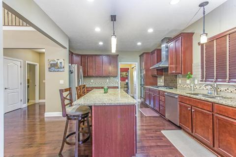 8259 Marwithe Ct, New Albany, OH 43054 photo 10