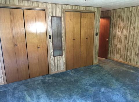 213 Biggs Ave, Conesville, OH 43811 photo 15