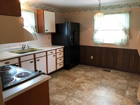 359 Walnut Creek Pike Pike, Circleville, OH 43113 photo 12