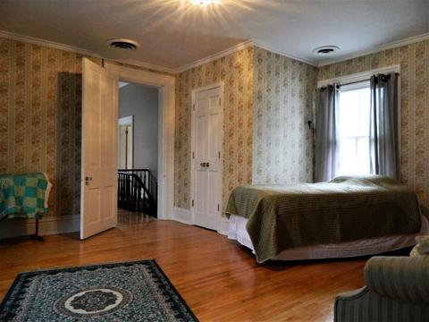 131 W Union St, Circleville, OH 43113 photo 24