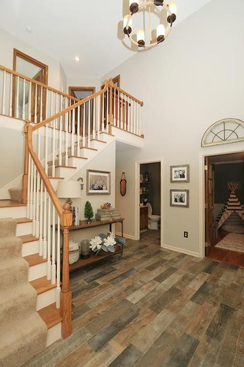 7017 Timberview Dr, Dublin, OH 43017 photo 3