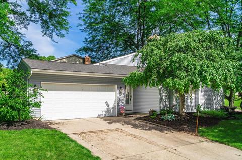 6672 Creston St, Dublin, OH 43017 photo 1