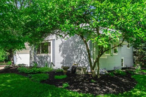 6672 Creston St, Dublin, OH 43017 photo 3