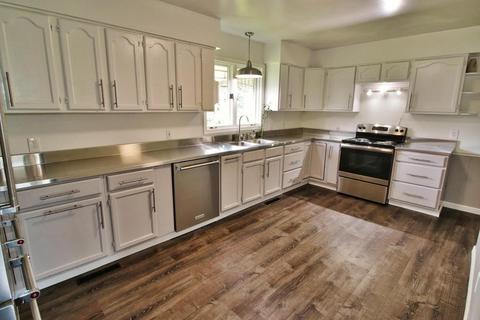 7685 Lower Kroft Rd, Mount Perry, OH 43760 photo 3
