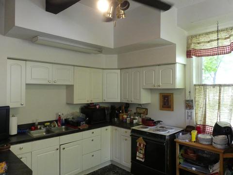 203 E Winter St, Delaware, OH 43015 photo 4