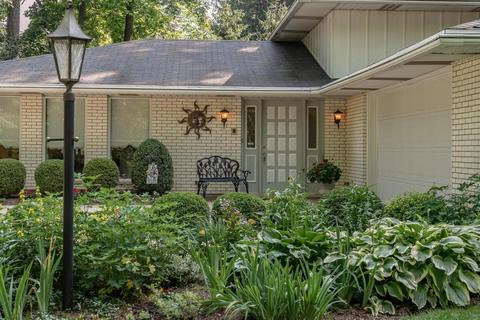 2512 Lindair Dr, Springfield, OH 45502 photo 2