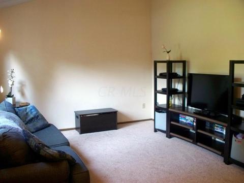 1785 Devilling Ct, Columbus, OH 43235 photo 4