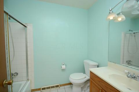 5230 Honeytree Loop E, Columbus, OH 43229 photo 13