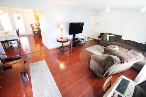 413 Pole Lane Rd, Marion, OH 43302 photo 5