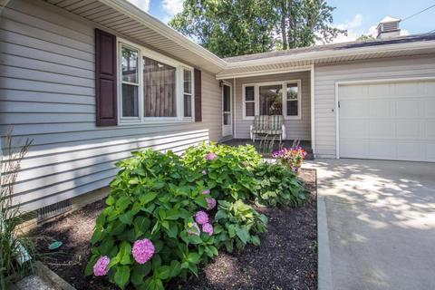 918 Lakeshore Dr E, Hebron, OH 43025 photo 5