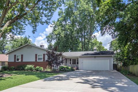 918 Lakeshore Dr E, Hebron, OH 43025 photo 2