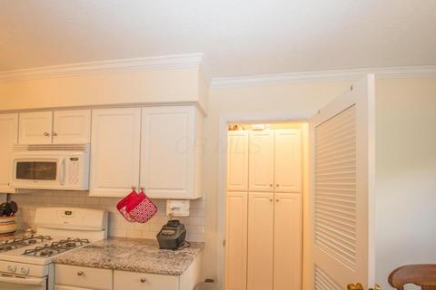 918 Lakeshore Dr E, Hebron, OH 43025 photo 25