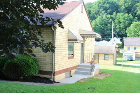 1298 3rd St, Logan, OH 43138 photo 4