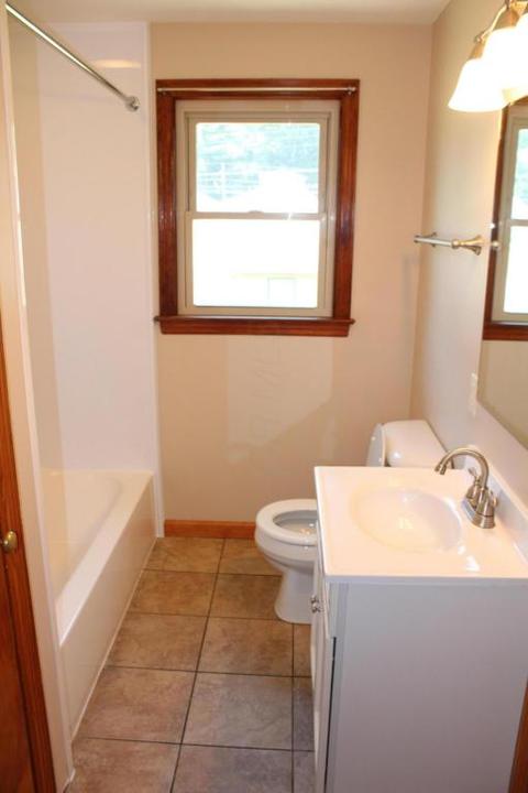 1298 3rd St, Logan, OH 43138 photo 11
