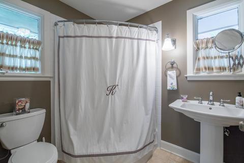 2629 E Broad St, Bexley, OH 43209 photo 13