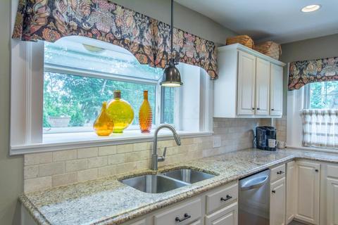 2629 E Broad St, Bexley, OH 43209 photo 8