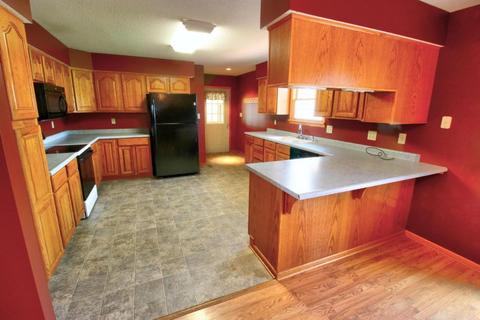 3585 Maplecraft Dr, Dresden, OH 43821 photo 4