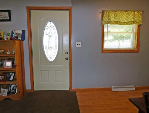 115 Scioto St, Kenton, OH 43326 photo 2