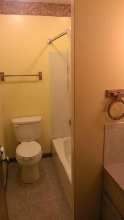 731 Maple Ave, Newark, OH 43055 photo 4