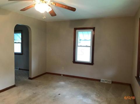 1412 E Mulberry St, Lancaster, OH 43130 photo 9