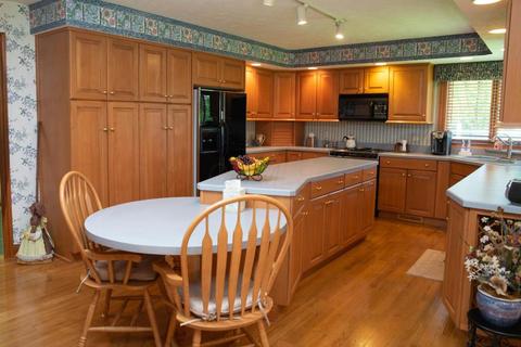 1765 Appian Way, Springfield, OH 45503 photo 8