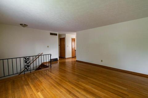 1261 Gresham Rd, Columbus, OH 43204 photo 15