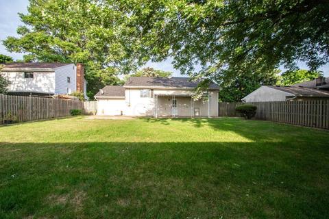 1261 Gresham Rd, Columbus, OH 43204 photo 4