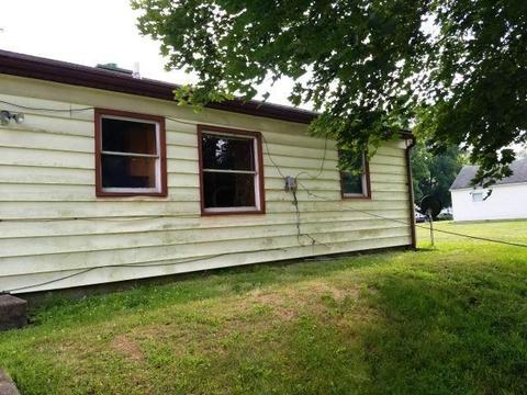 1300 3rd St, Logan, OH 43138 photo 2