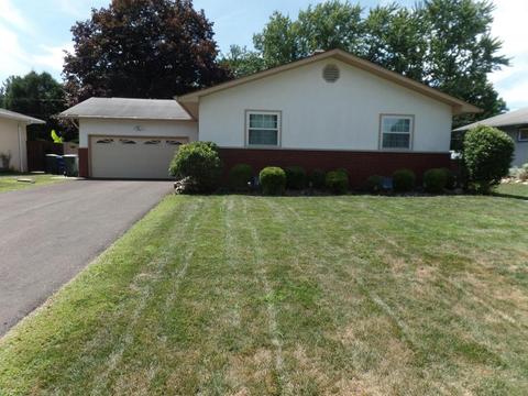 4841 Esterbrook Rd, Columbus, OH 43229 photo 2