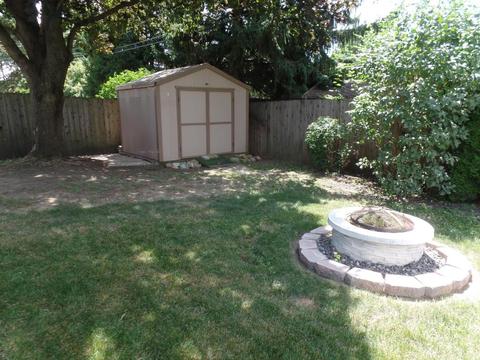 4841 Esterbrook Rd, Columbus, OH 43229 photo 6