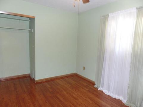 4841 Esterbrook Rd, Columbus, OH 43229 photo 22