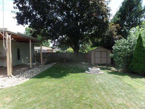 4841 Esterbrook Rd, Columbus, OH 43229 photo 4