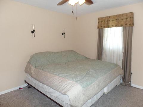 4841 Esterbrook Rd, Columbus, OH 43229 photo 29