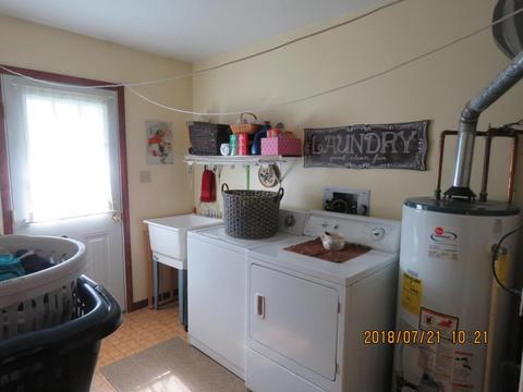 240 Warner Ave, Logan, OH 43138 photo 5