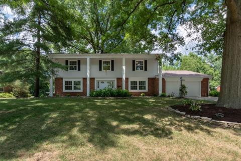 654 Flagstaff Dr, Cincinnati, OH 45215 photo 1