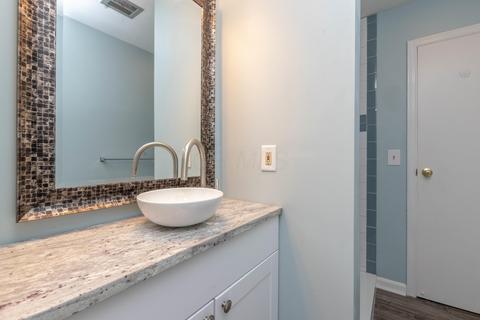 654 Flagstaff Dr, Cincinnati, OH 45215 photo 13