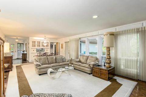 2843 E Broad St, Bexley, OH 43209 photo 10