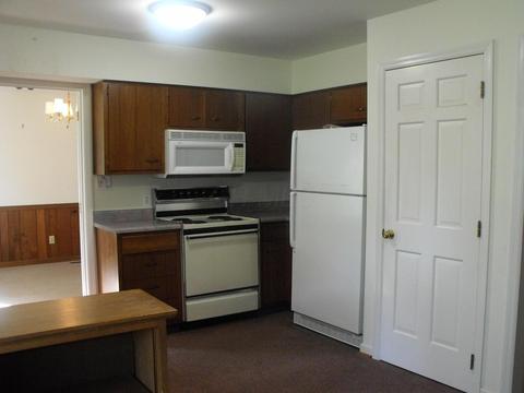 423 Glenmont Ct, Circleville, OH 43113 photo 5