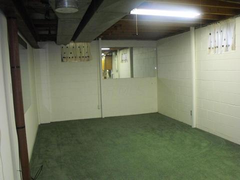 423 Glenmont Ct, Circleville, OH 43113 photo 14
